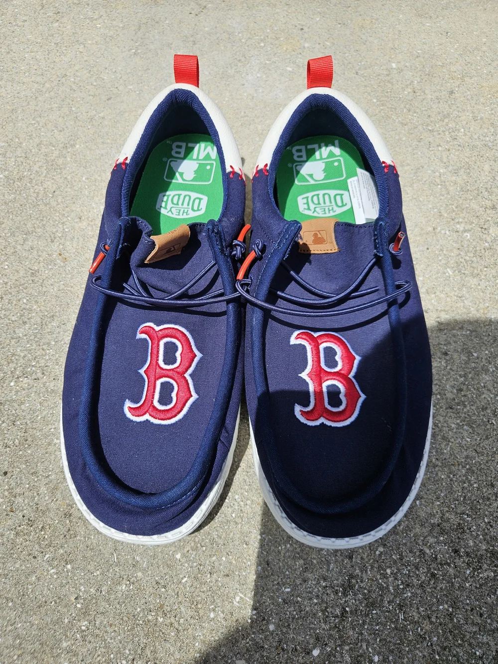 Hey Dude Boston RED SOX Shoe, Men’s Size 10 US 9 UK 43 EUR New Without Box